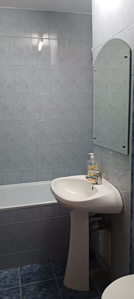 Dristor, metrou, vanzare ap. 3 camere,